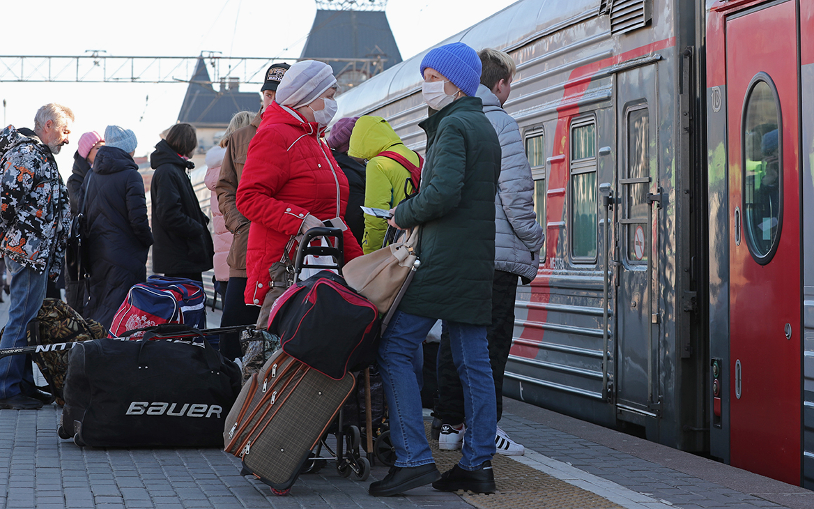 РЖД вернутся к рассадке пассажиров в поездах без социальной дистанции