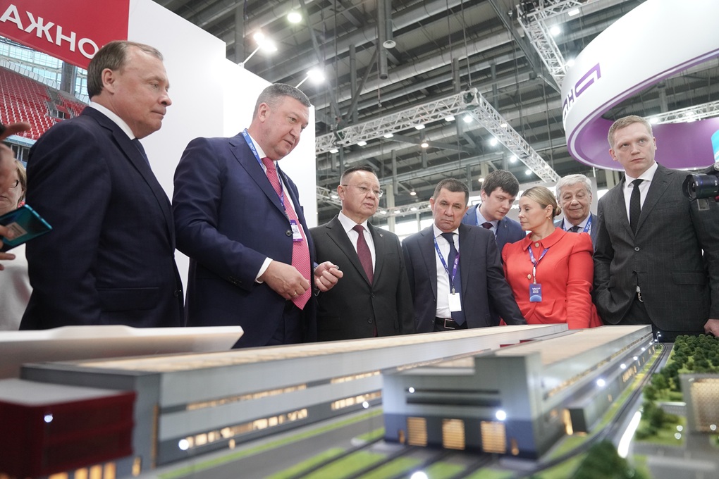 Стенд «Синара Девелопмент»