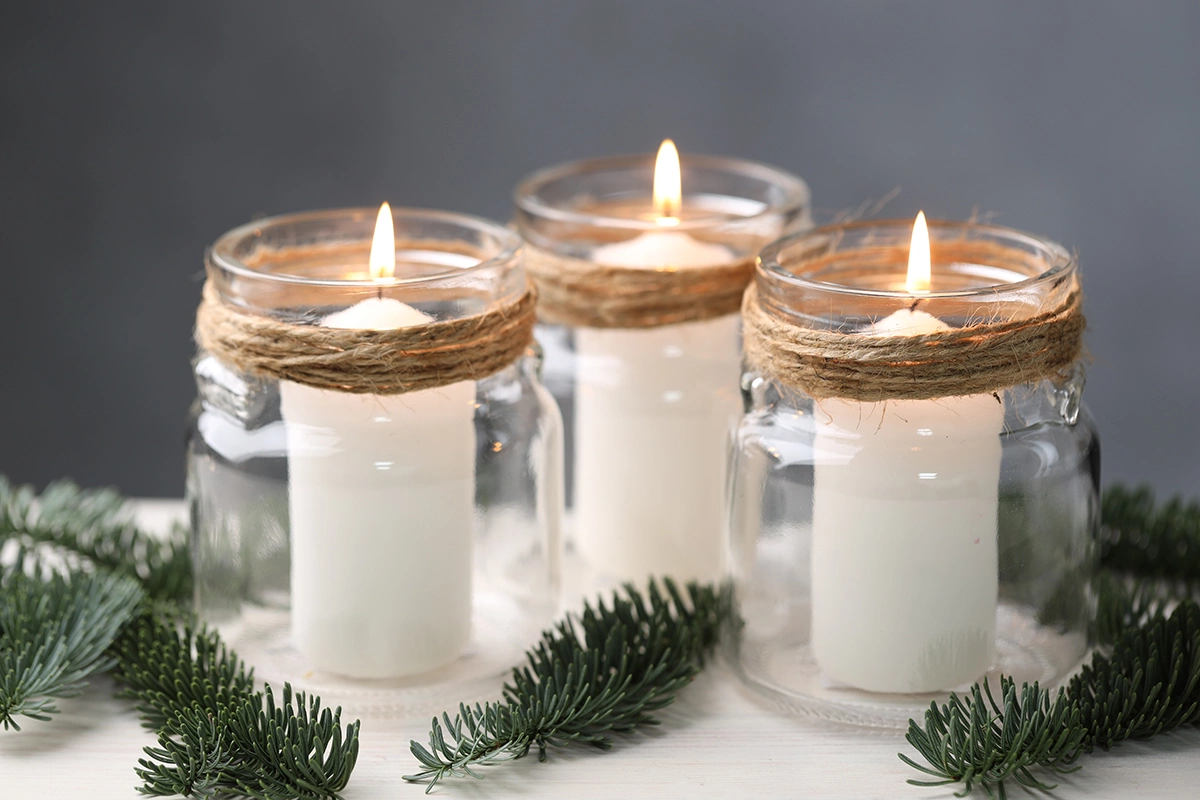 Бечевкой можно закрыть всю поверхность банки либо выполнить узоры