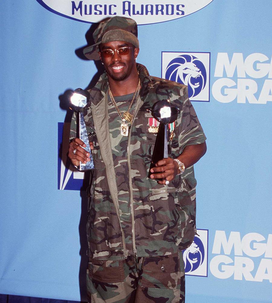 Шон «Пафф Дэдди» Комбс на церемонии вручения премии Billboard Music Awards, Лас-Вегас, 8 декабря 1997 года