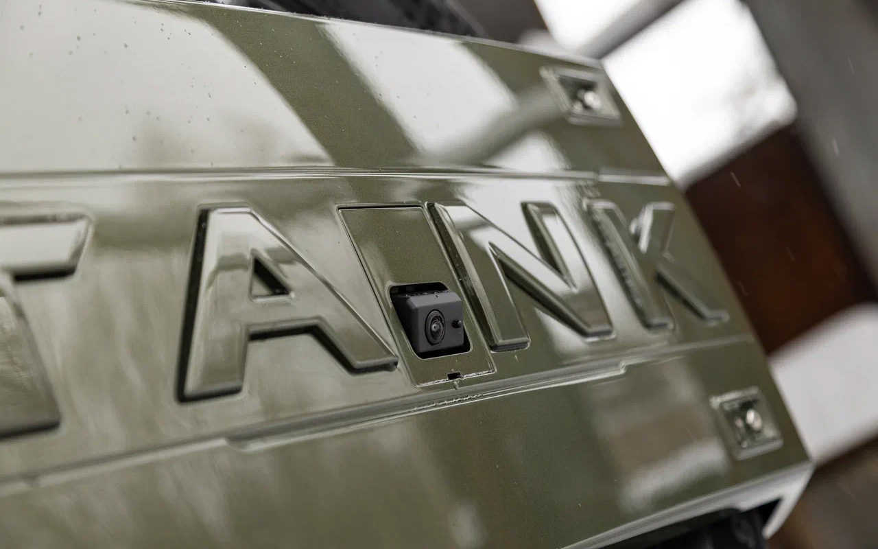 Задняя камера снабжена омывателем&nbsp;