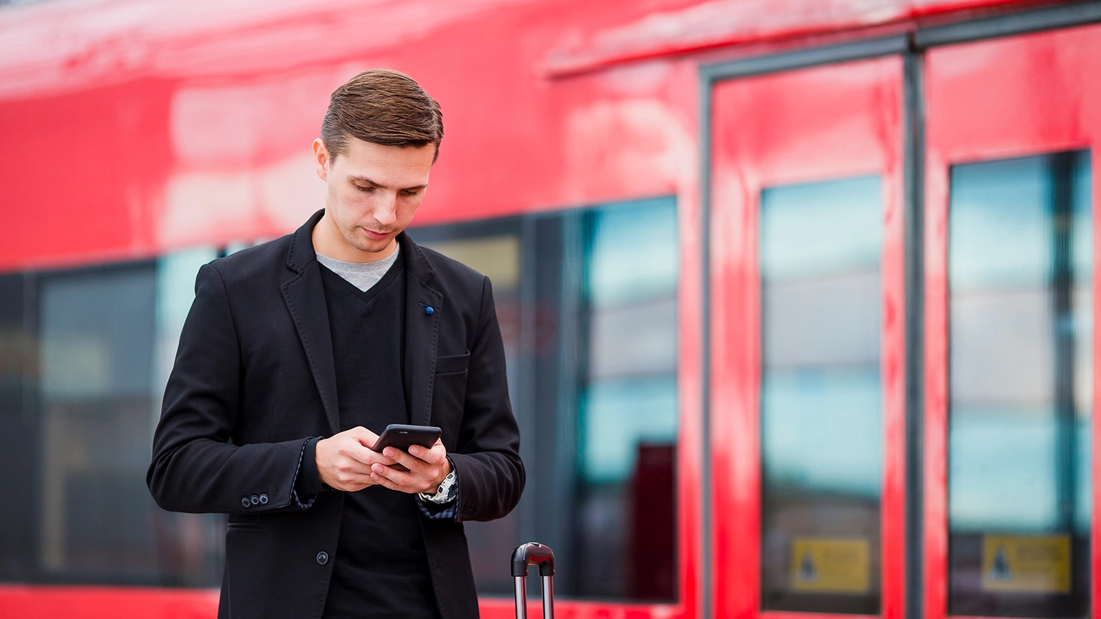 В России заработала посадка в поезд по биометрии. Как ей воспользоваться