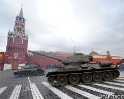 Россия отмечает годовщину парада в окруженной фашистами Москве в 1941г.