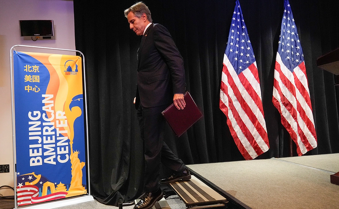 Mark Schiefelbein / Reuters