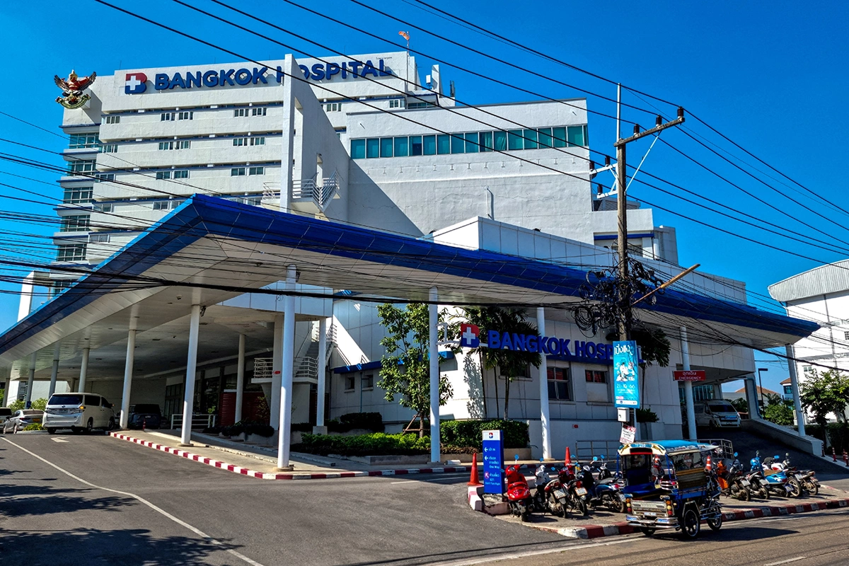 Здание больницы, куда были доставлены пострадавшие от отравления