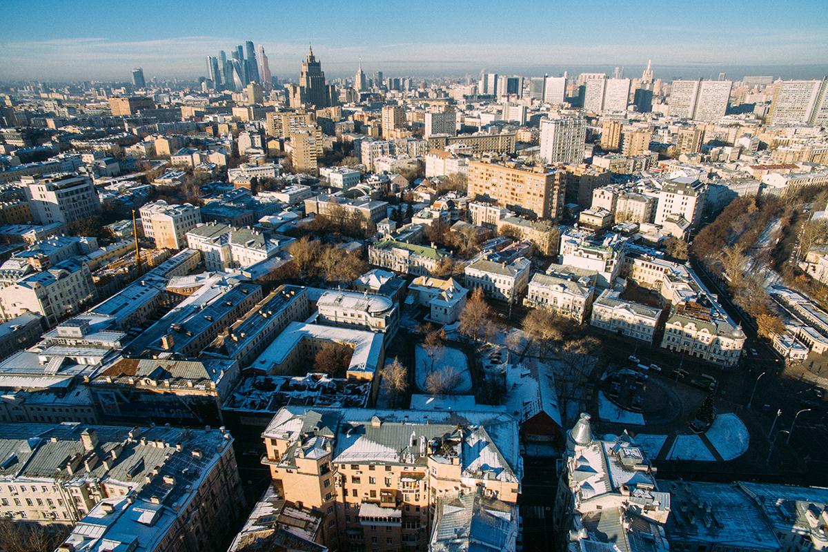 Вид на улицы Остоженка и Пречистенка