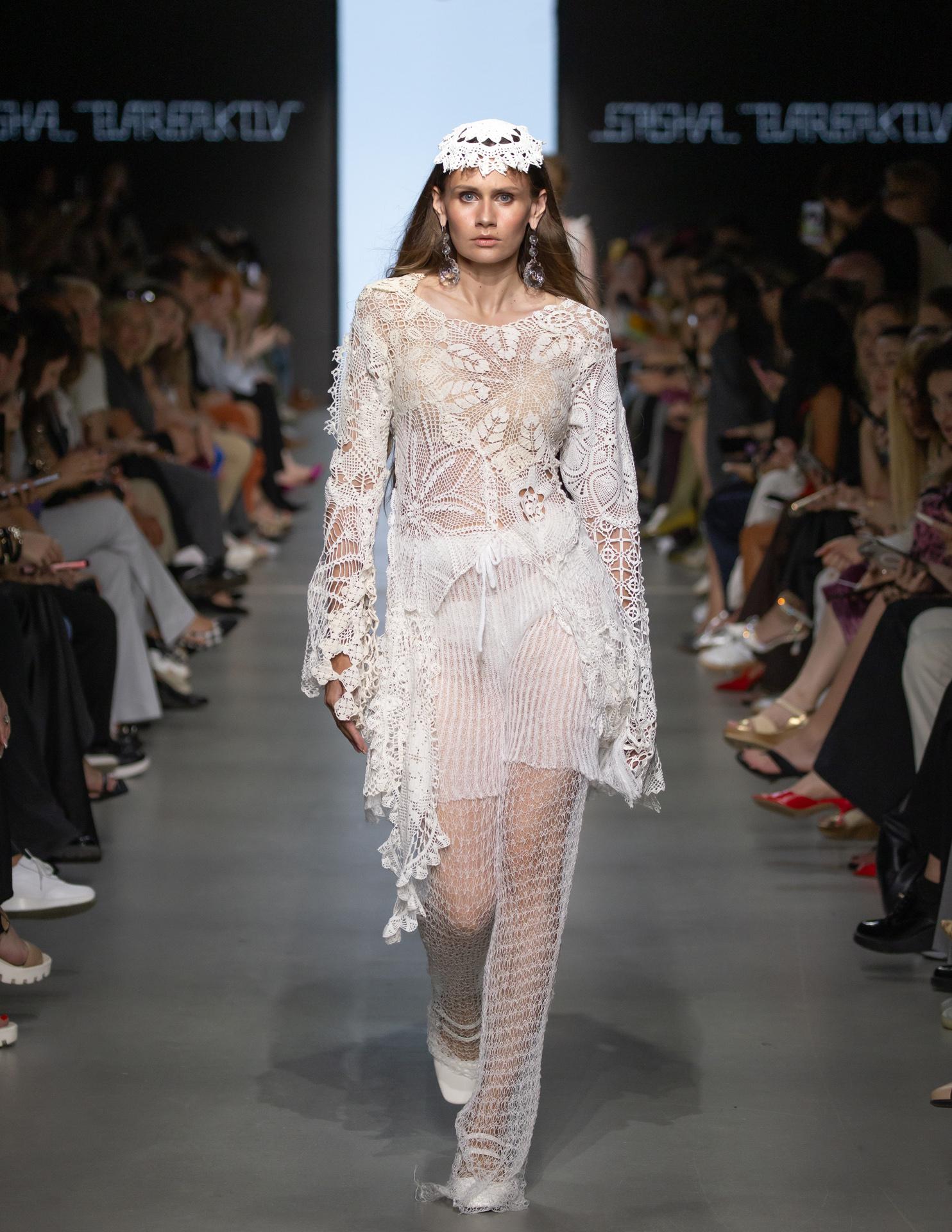 Показ Sasha Barbakov