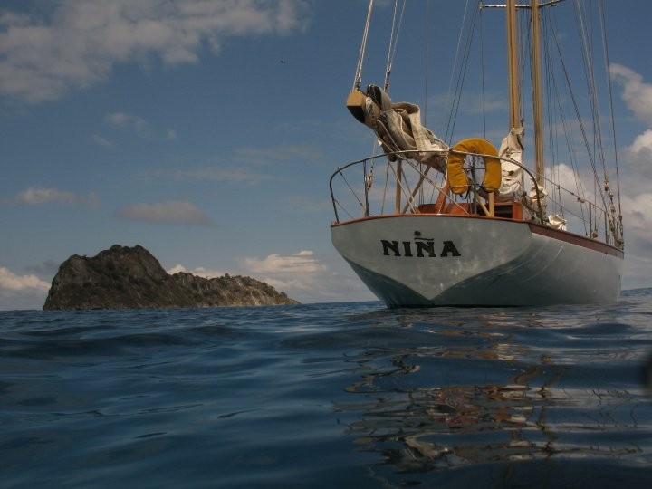 Спасатели Австралии и Новой Зеландии ищут легендарную яхту
