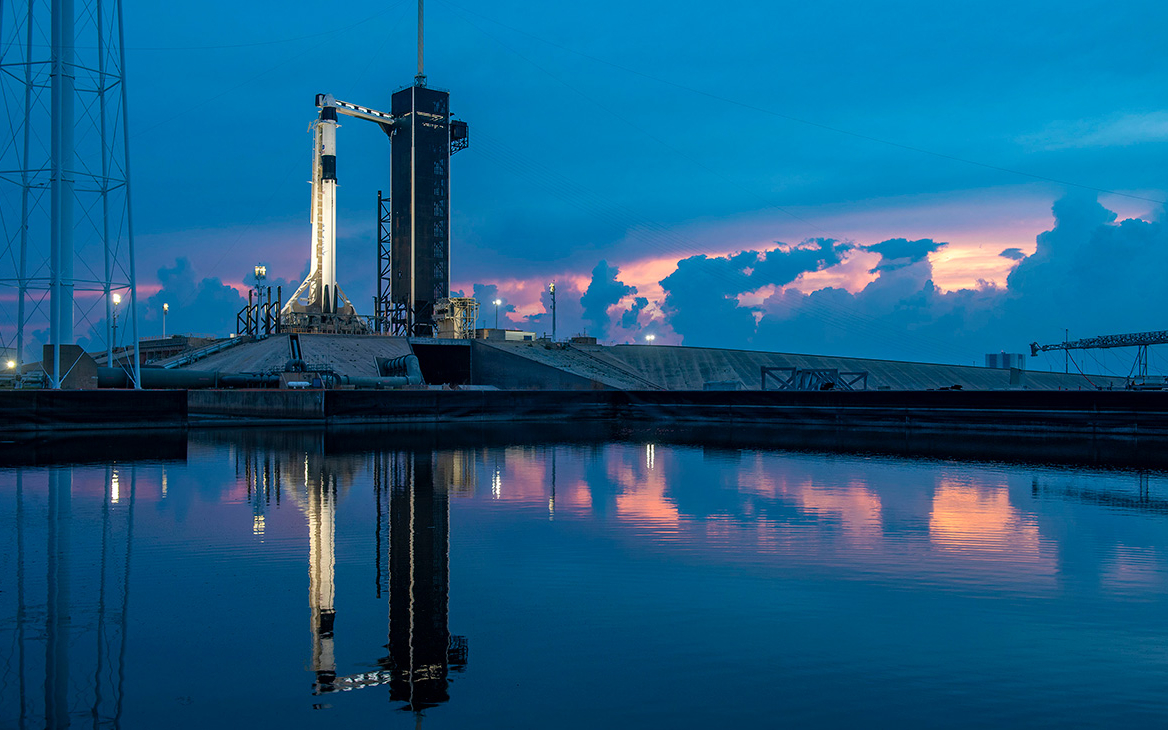 SpaceX отменила запуск ракеты за полторы минуты до старта