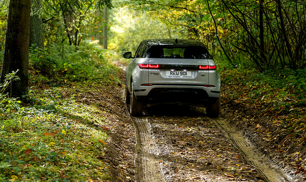 Маленький Velar: 5 фактов о новом Range Rover Evoque