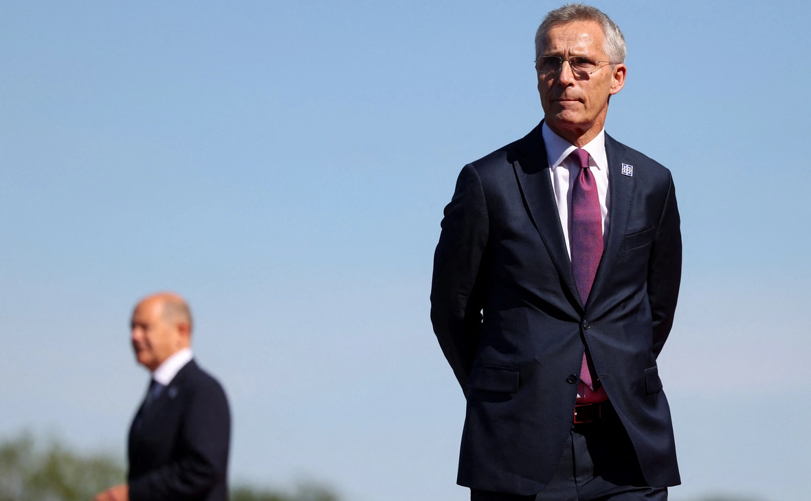 Hollie Adams / Reuters