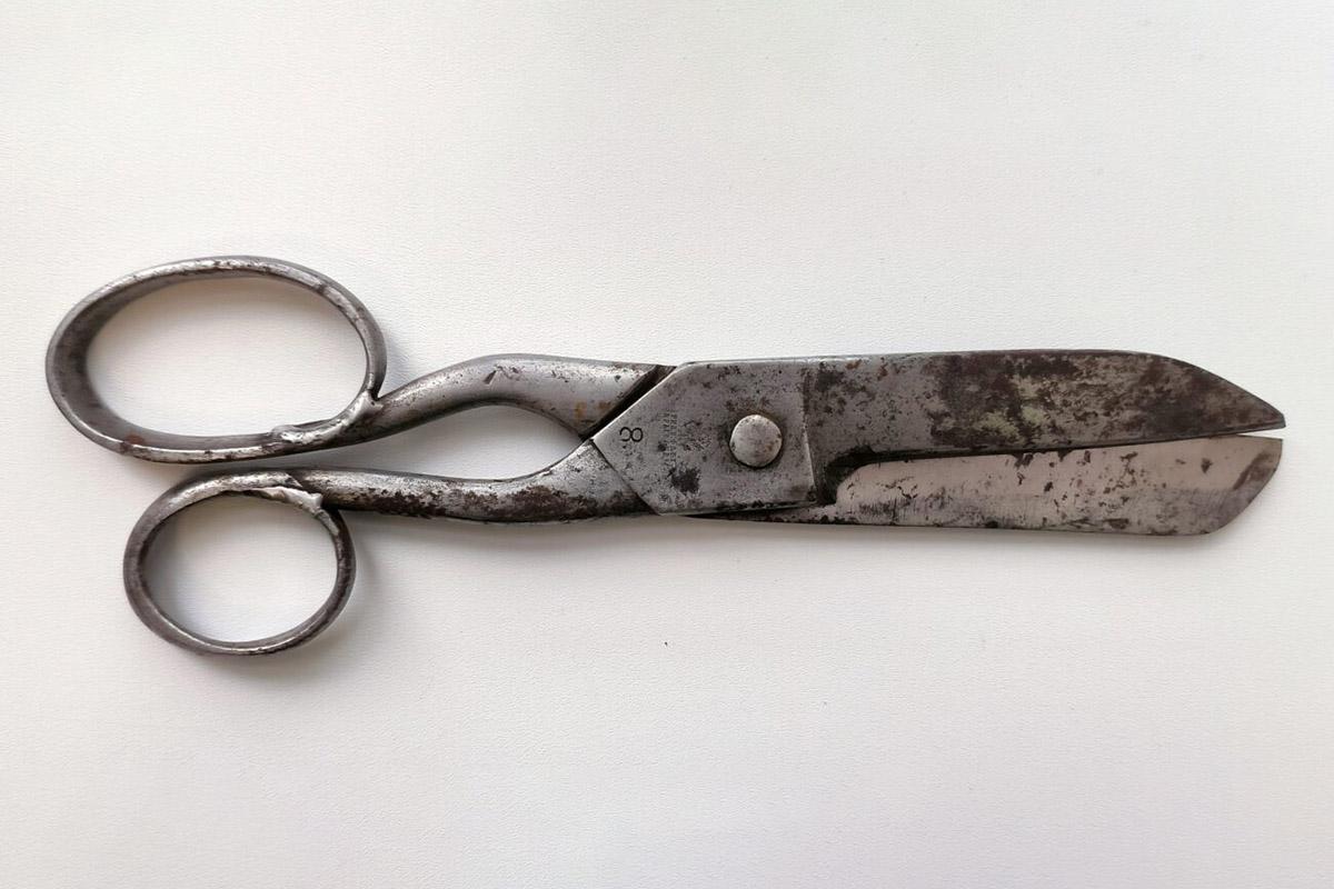 Ножницы с клеймом «Поставщик Двора Его Императорского Величества»