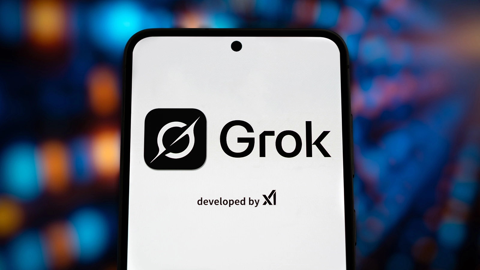 Маск ограничил редактирование фото в Grok после скандала с «раздеванием»