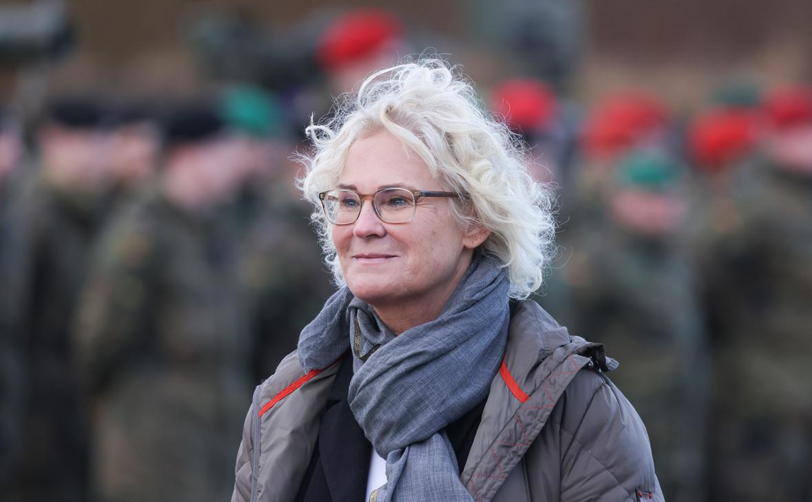 Spiegel назвал возможных кандидатов на пост министра обороны ФРГ