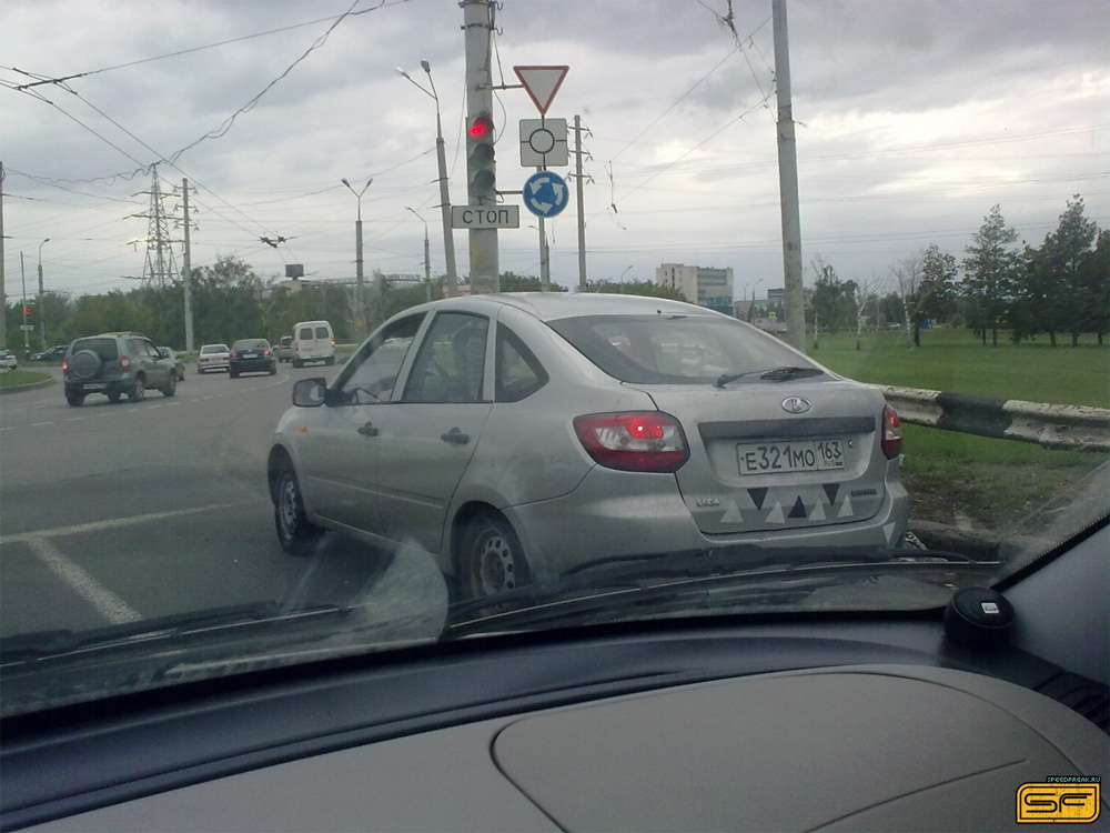 Lada Granta засняли в новом кузове. ФОТО