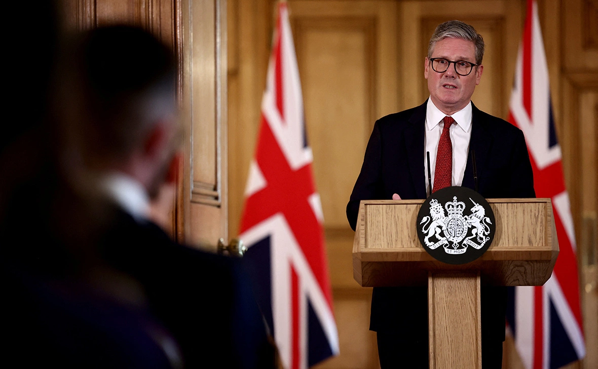 Henry Nicholls / Reuters