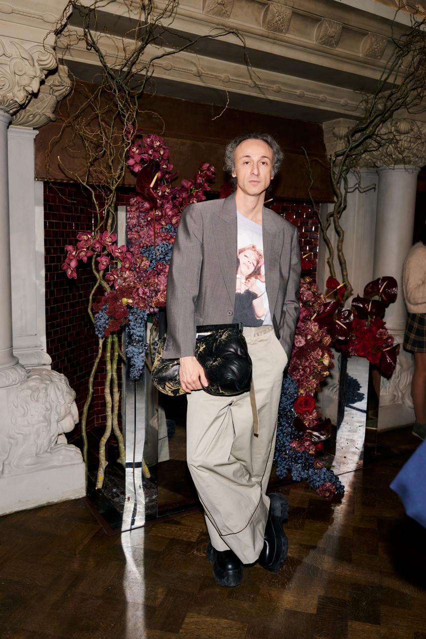 Роман Крихели