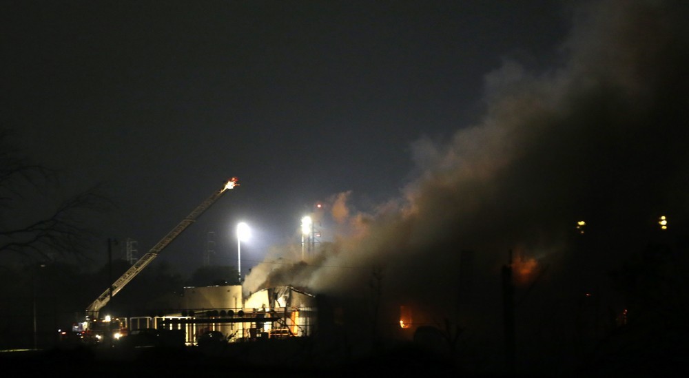 В Техасе на заводе удобрений произошел взрыв