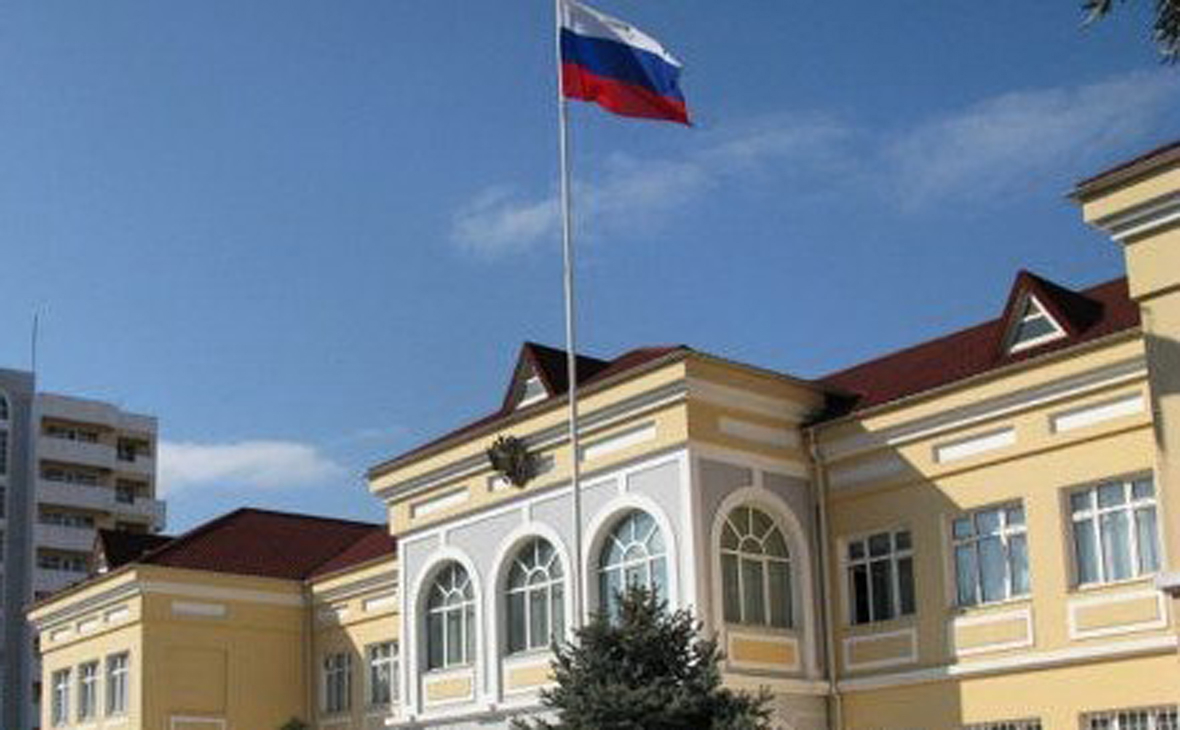 Вид на здание посольства России в Азербайджане