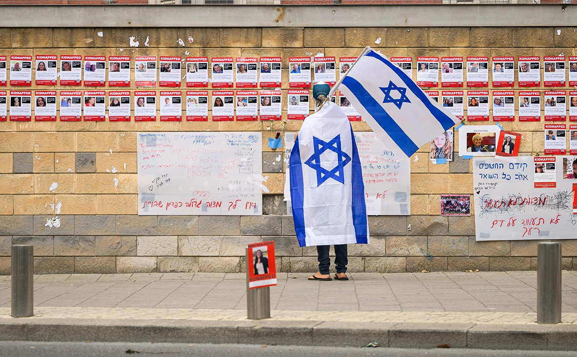 Leon Neal / Getty Images