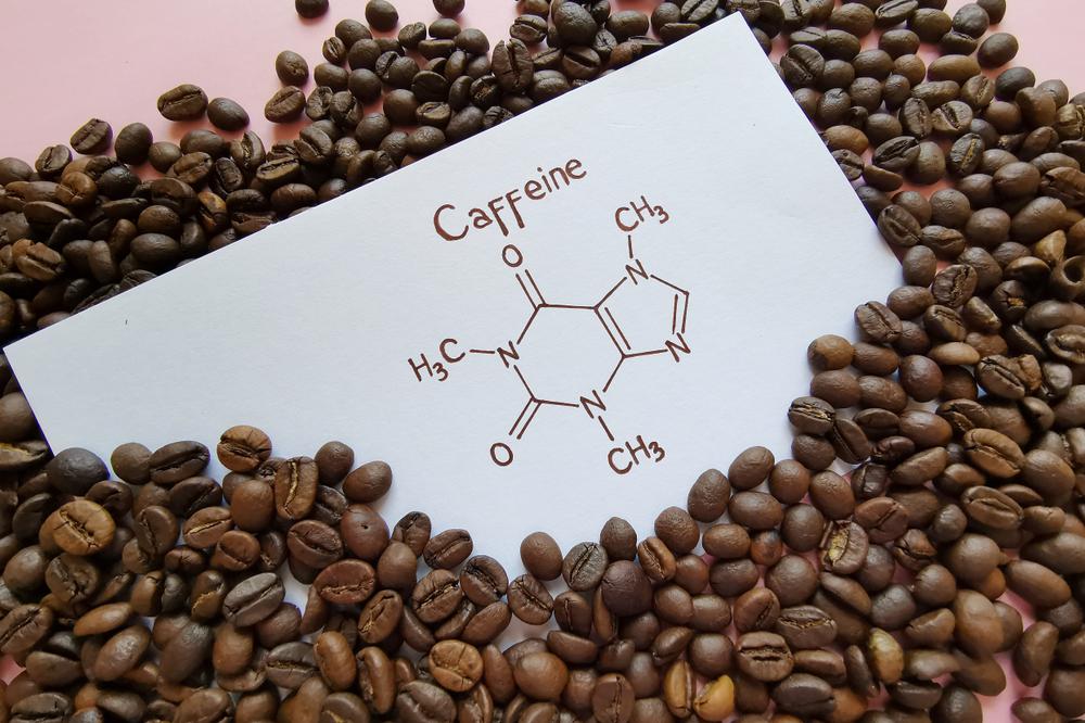 Ключевой компонент кофе &mdash; кофеин, и именно с ним связаны главные свойства напитка
