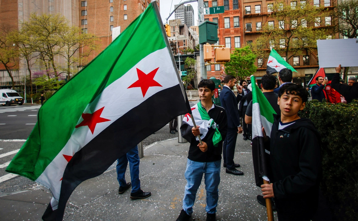 Eduardo Munoz / Reuters