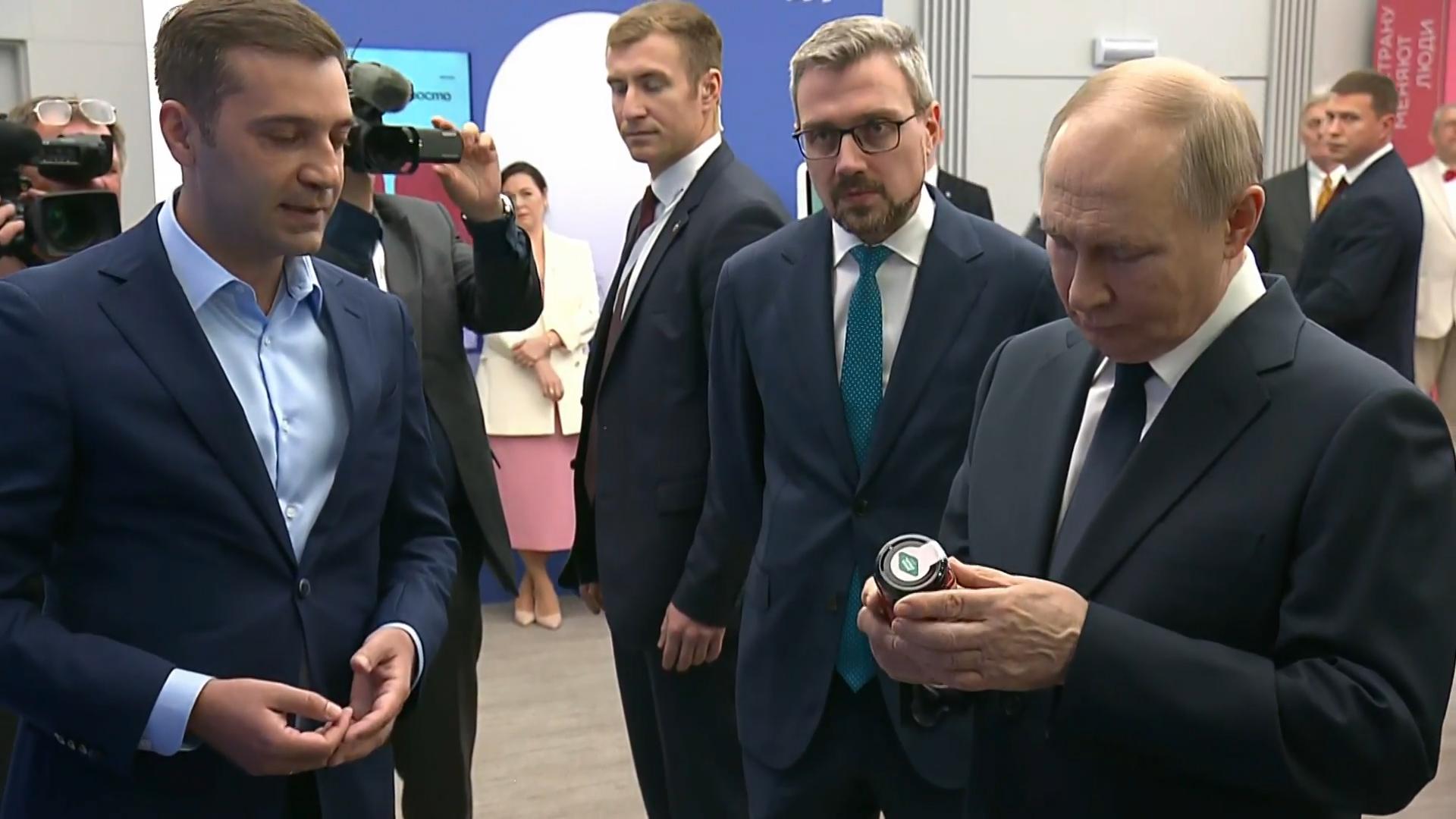 Путин предложил менять «счастье» из тайги на картошку из Белоруссии
