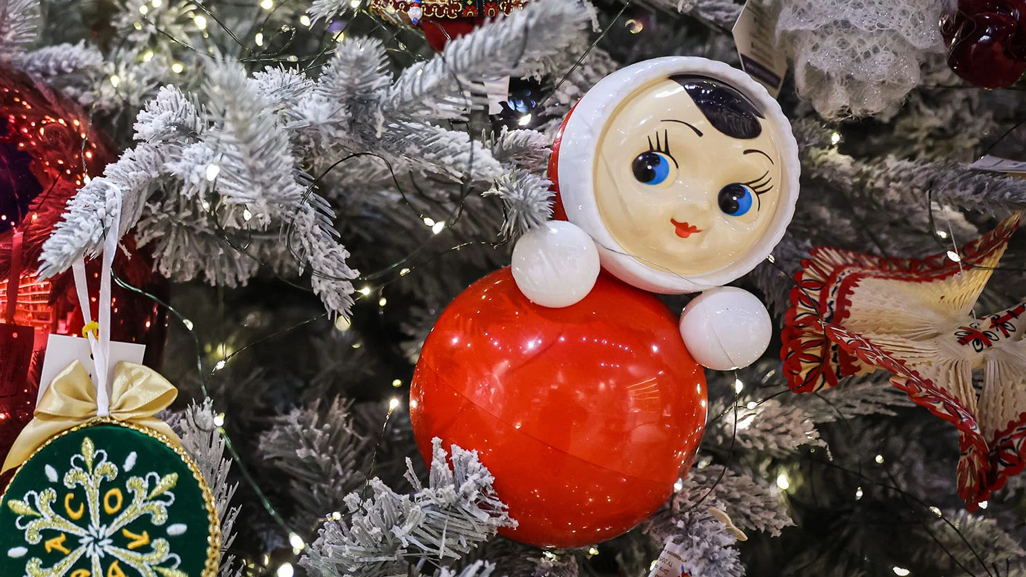 Что можно купить в Универмаге в Национальном центре «Россия». Фотогалерея