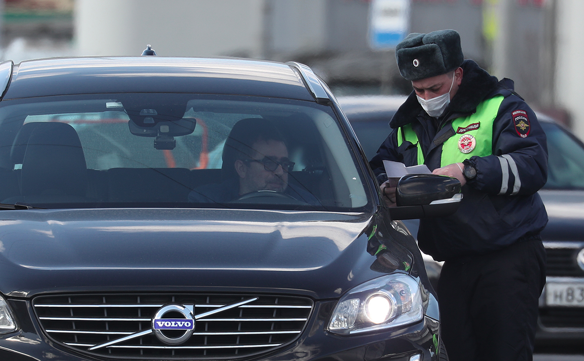 В Подмосковье начнут проверять пропуска на выездах из городов и сел — РБК