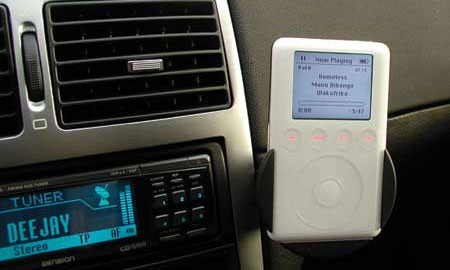 Плеер iPod теперь можно купить в автосалоне