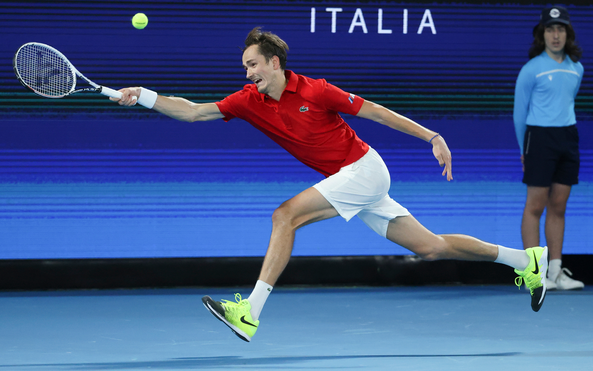 Даниил Медведев прошел во второй раунд Australian Open