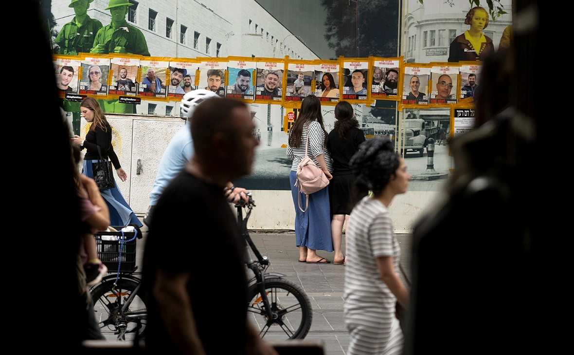 Amir Levy / Getty Images