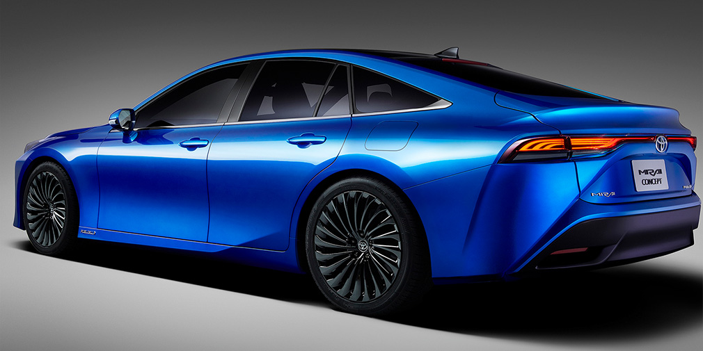Toyota представила новый водородный седан