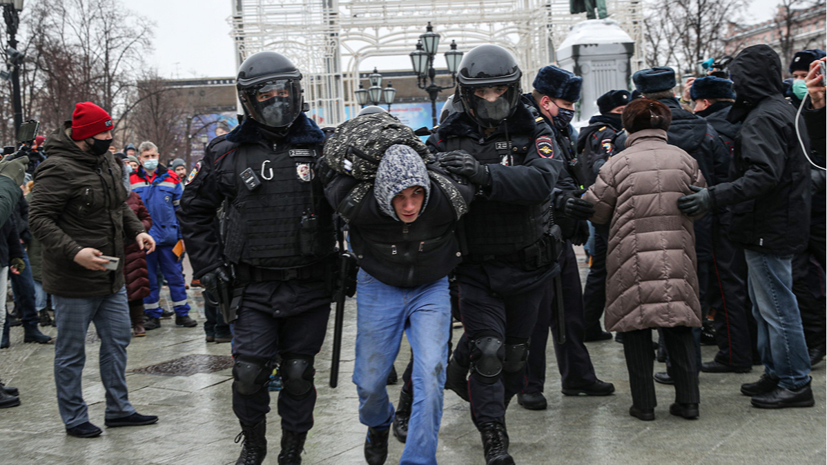Задержания на акции в поддержку Навального в Москве. Видео