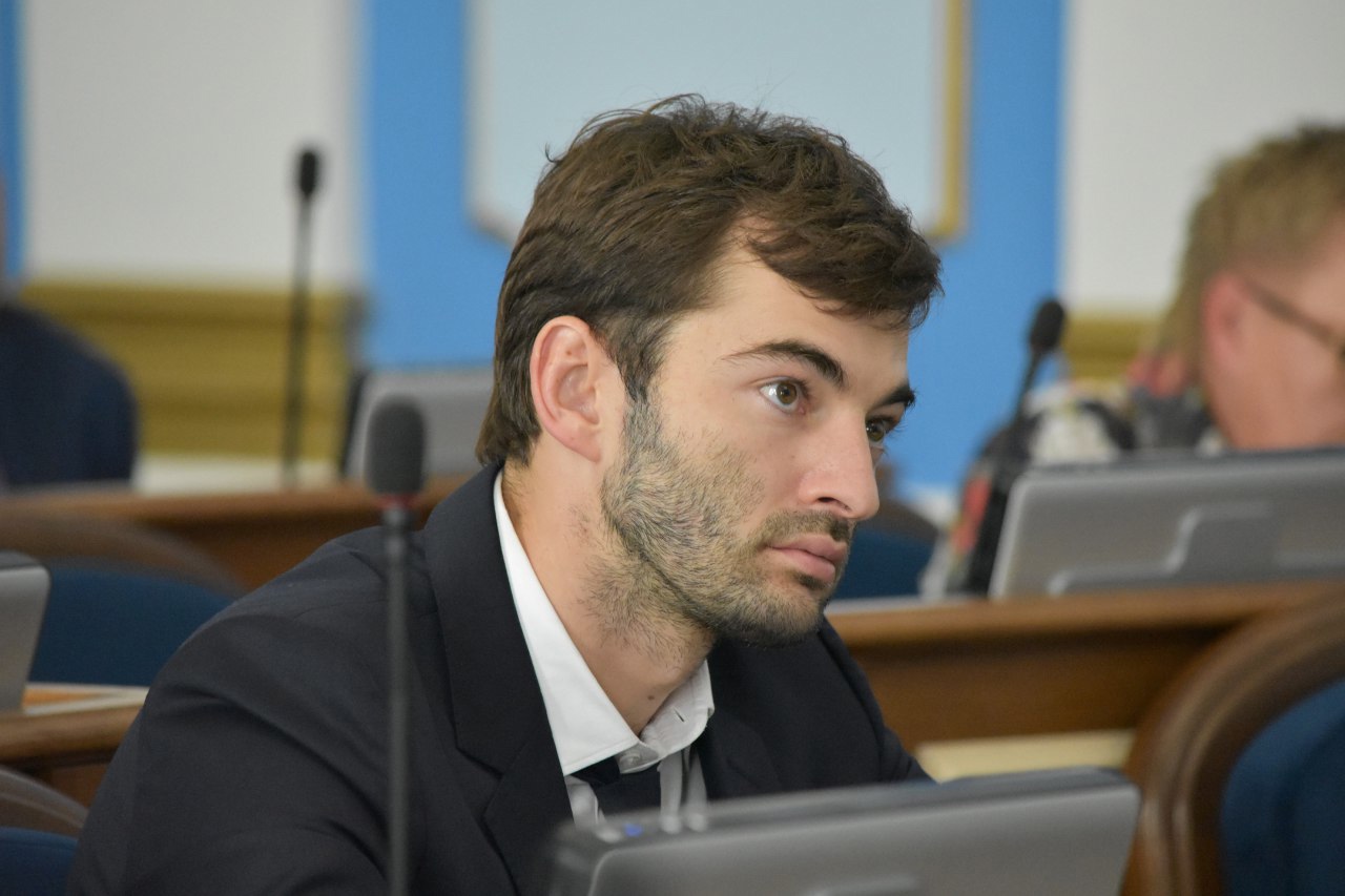 Личные последствия от СВО депутат Бесфамильный оценил в 9 млн руб.