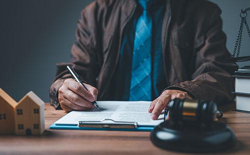 Что делать, если наймодатель не отдает залог за аренду квартиры