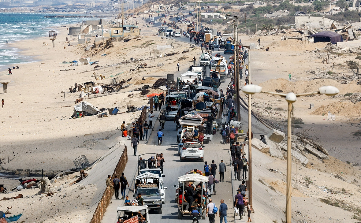 Mahmoud Issa / Reuters