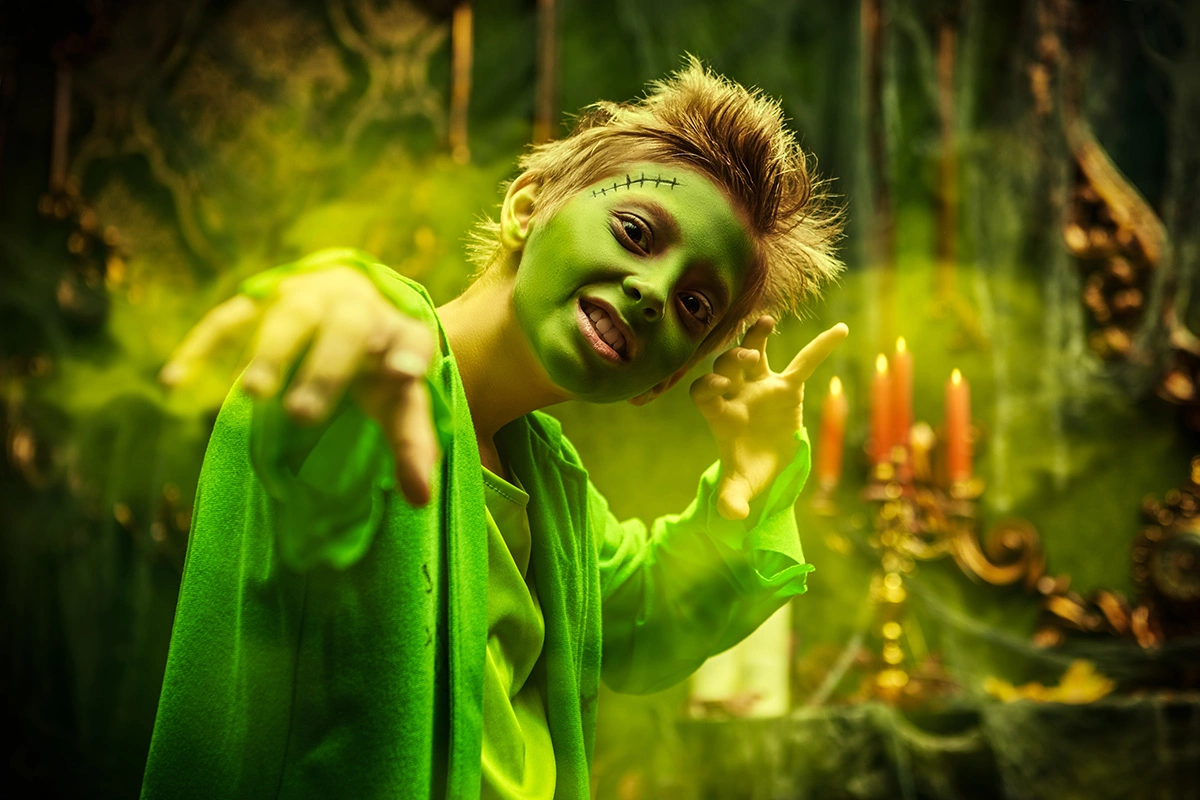 Зомби — главный символ всех ужастиков и Хэллоуина