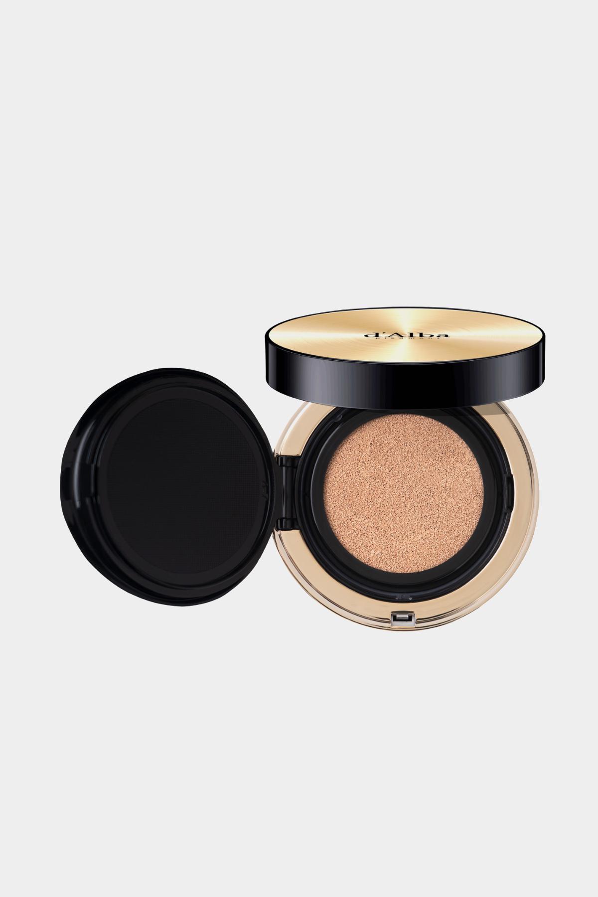 Тональный кушон для лица Glow Fit Serum Cover Cushion, d'Alba, 2892 руб. (&laquo;Лэтуаль&raquo;)