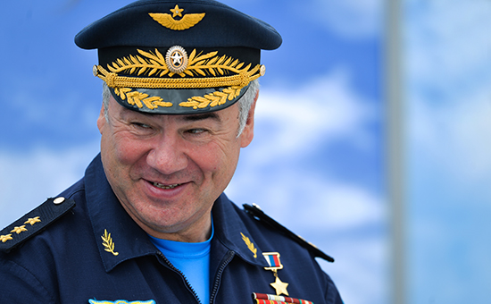 Главком ВКС РФ генерал-полковник Виктор Бондарев


