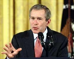 Джордж Буш следит за Ясиром Арафатом