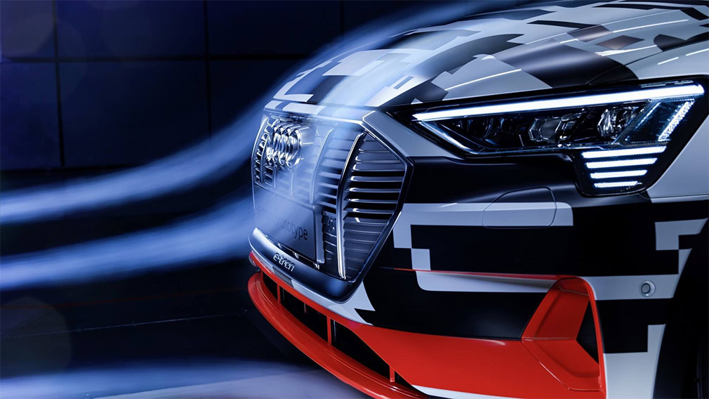 Audi рассказала о своем первом электрическом кроссовере