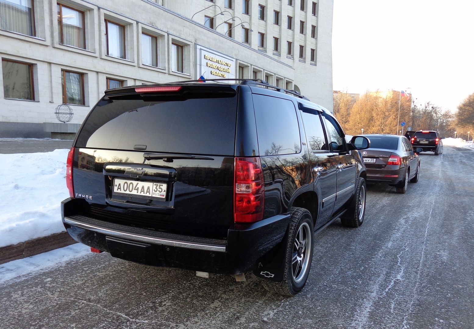 Правительству Вологодской области купили машину за 7,5 млн руб