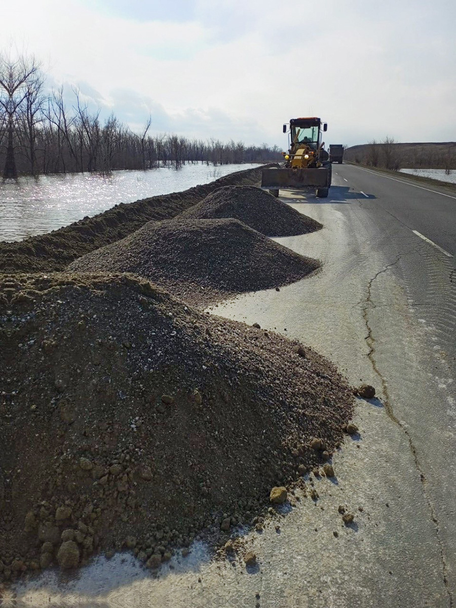 В Оренбургской области под угрозой затопления оказалась трасса «Урал» — РБК