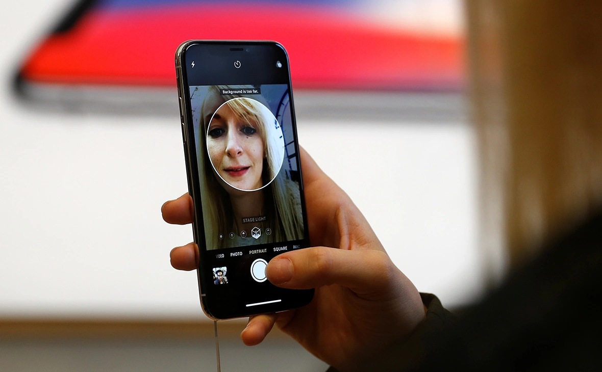 Peter Nicholls / Reuters