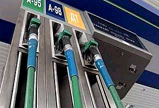 В июне бензиновые цены не поднимались