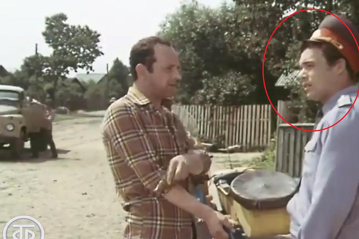 Певец и композитор Михаил Муромов сыграл милиционера в фильме «Единственный мужчина», 1981 год