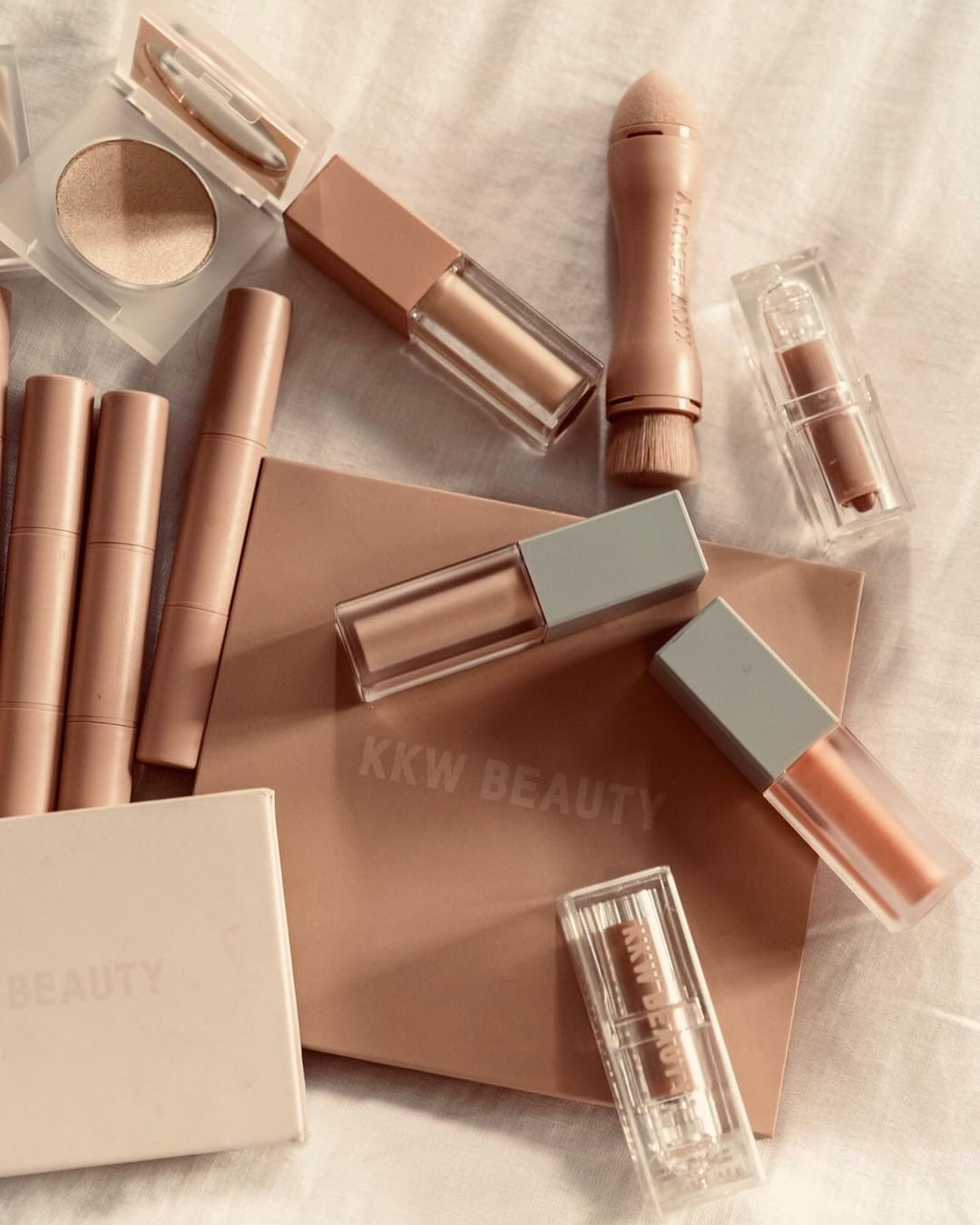 Косметика KKW Beauty