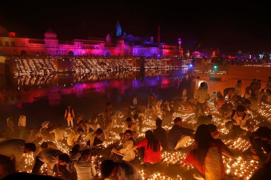 Празднование Дивали в Индии