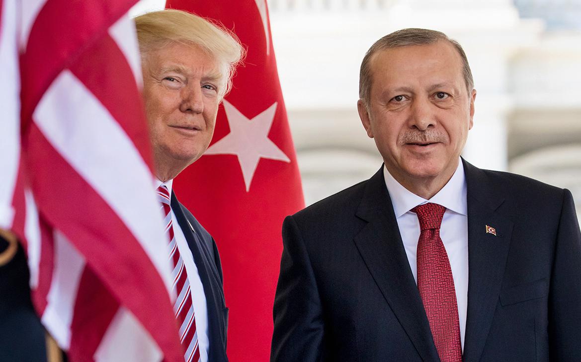 Эрдоган позвонил Трампу и обсудил с ним «нападение на демократию»